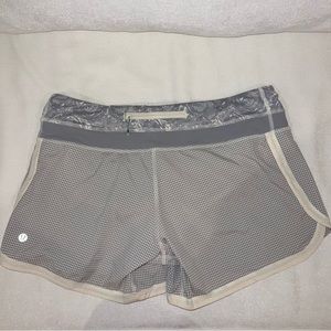 Lululemon Gray Long Speed Up Shorts Size 8